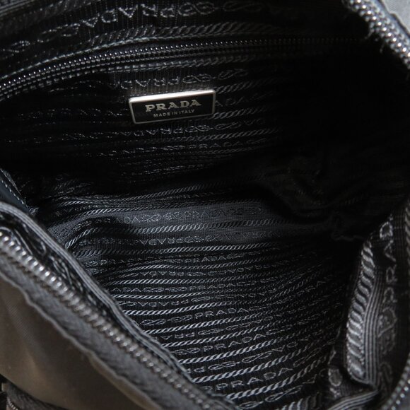 Prada logo plate shoulder bag nylon - Picture 5 of 10